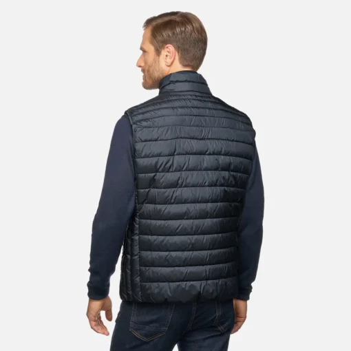 KENNET UOMO